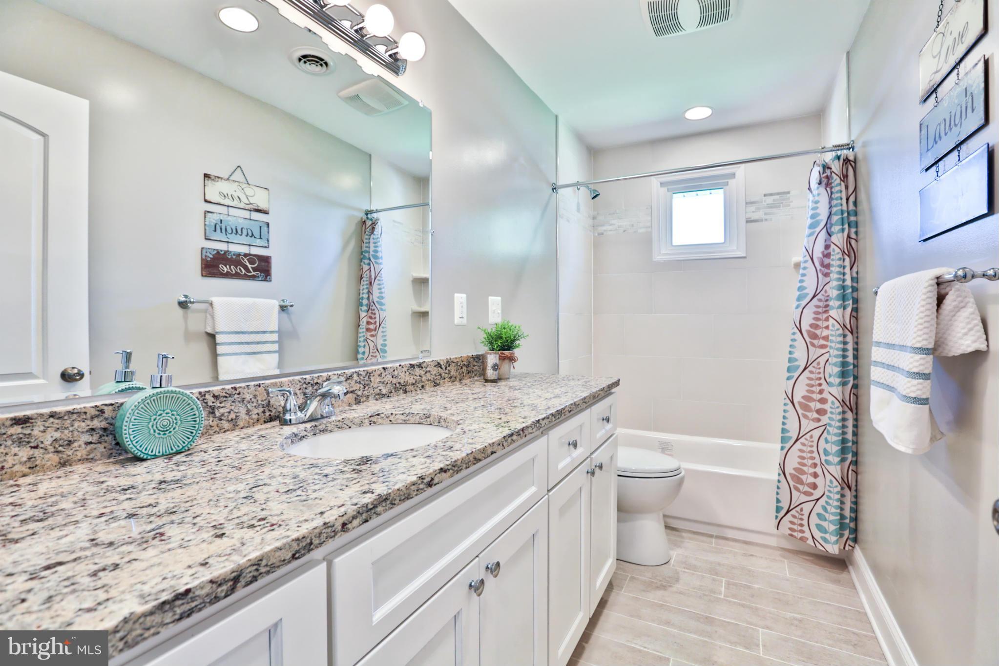 11 Edgemoor Road Lutherville-Timonium, MD 21093 - Photo 14 of 30 Gorgeous Finishes Throughout
