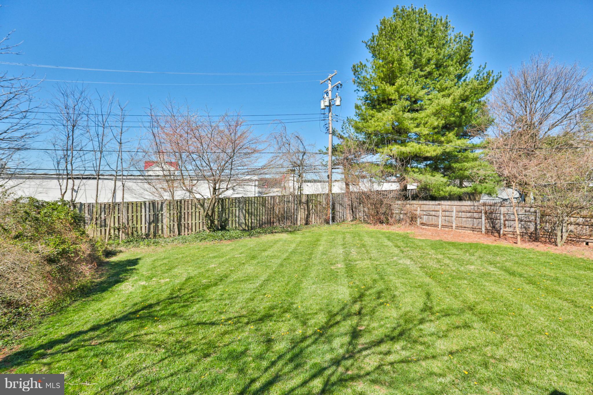 11 Edgemoor Road Lutherville-Timonium, MD 21093 - Photo 28 of 30 Lush Surrounding Grounds
