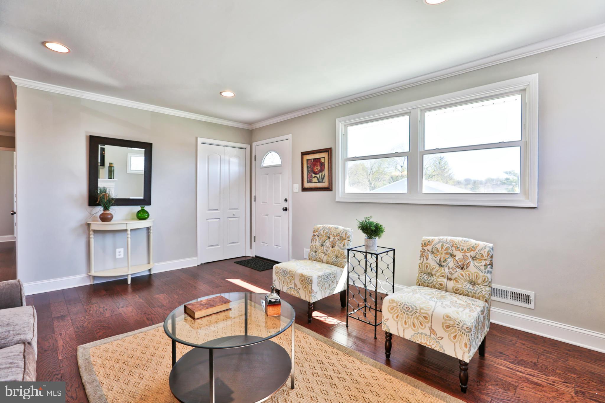 11 Edgemoor Road Lutherville-Timonium, MD 21093 - Photo 5 of 30 Great for Hosting Guests