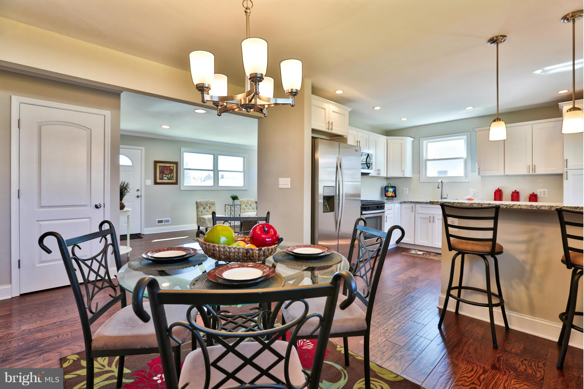 11 Edgemoor Road Lutherville-Timonium, MD 21093 - Photo 6 of 30 Dining - Kitchen Combo
