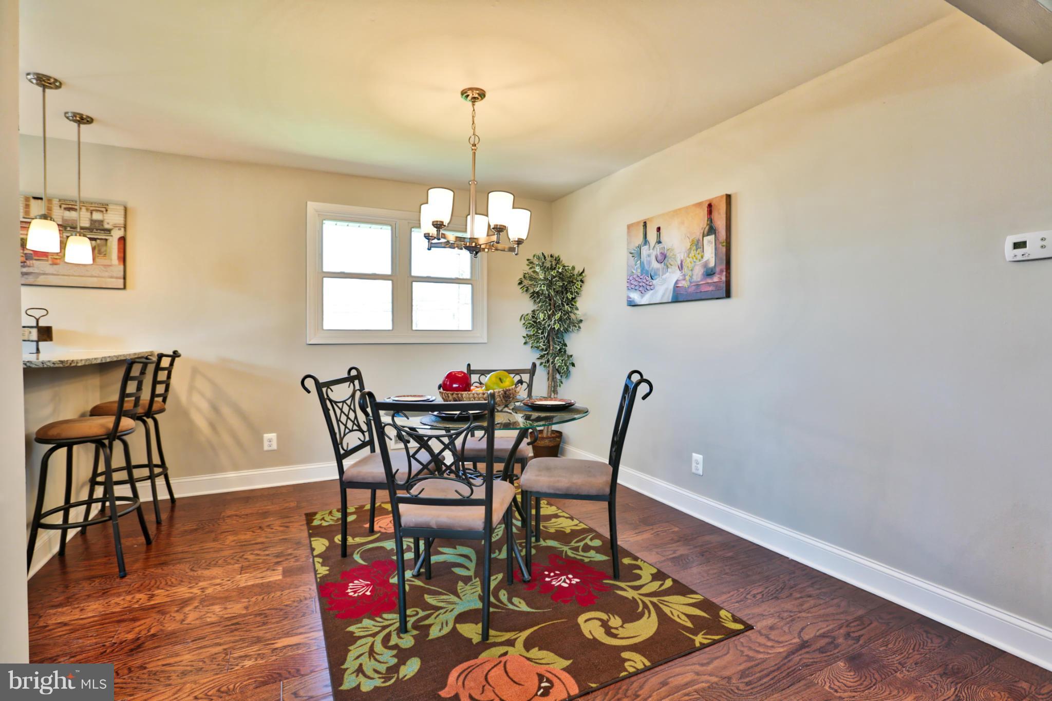 11 Edgemoor Road Lutherville-Timonium, MD 21093 - Photo 7 of 30 Perfect for Family Diners