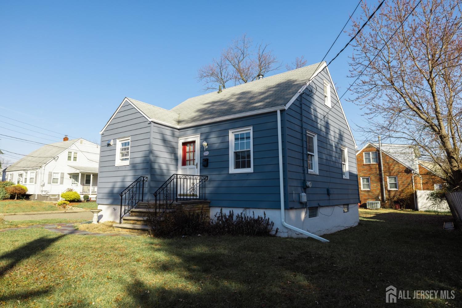 554 Crows Mill Road Fords, NJ 08863 - Photo 2 of 18