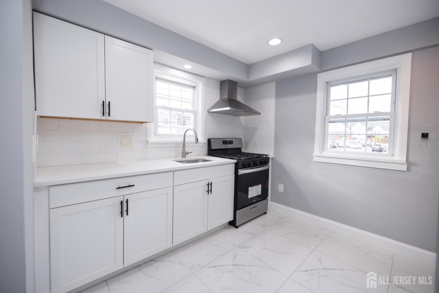554 Crows Mill Road Fords, NJ 08863 - Photo 7 of 18