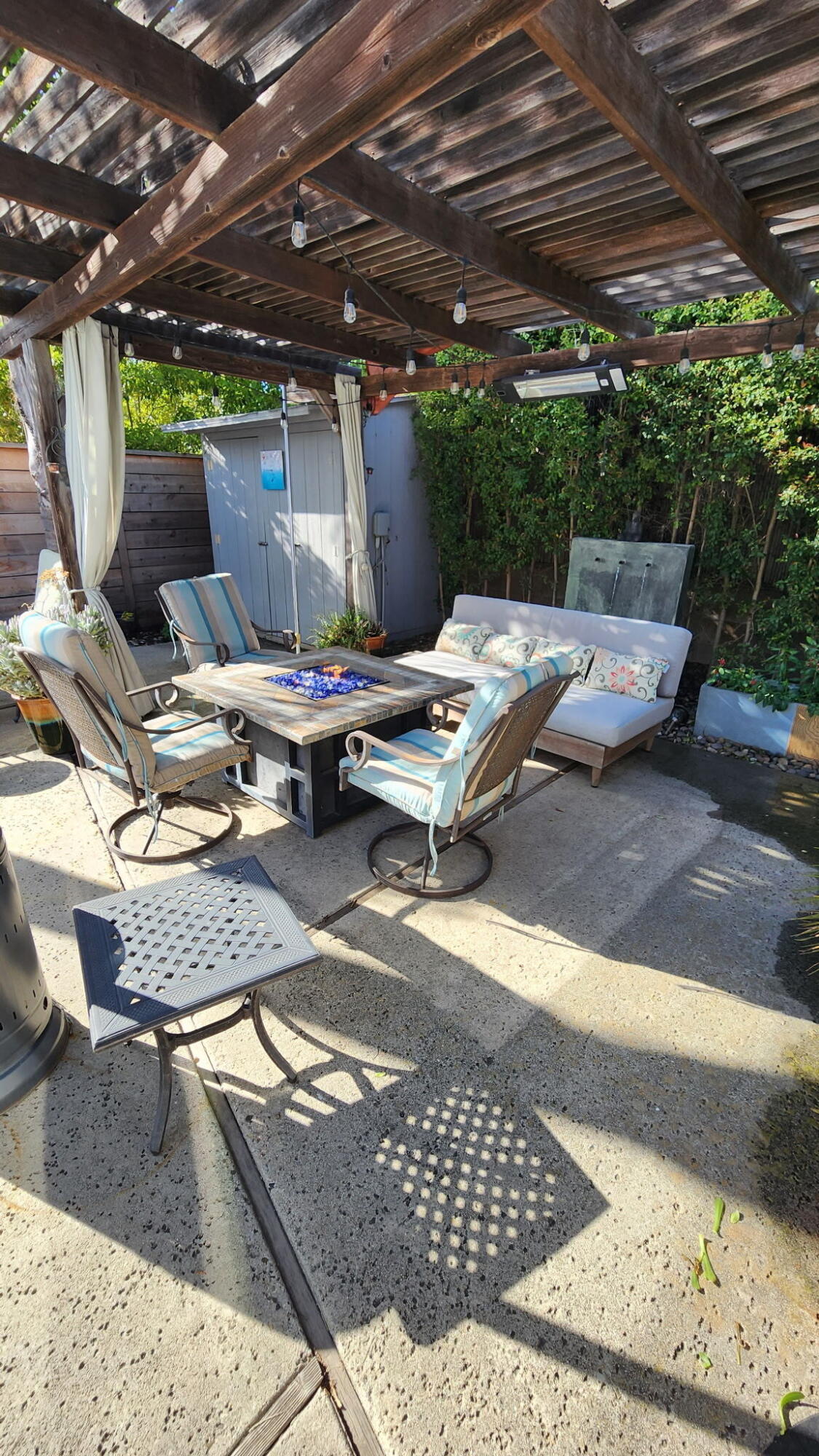 345 North Ontare Road Santa Barbara, CA 93105 - Photo 14 of 14 a view of a backyard with sitting area