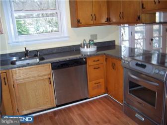 523 Oak Road Merion Station, PA 19066 - Photo 4 of 8 Gallery Image 4