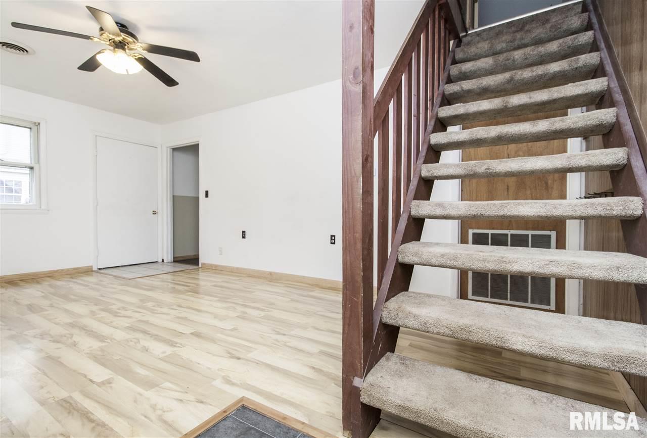 504 Richard Street Henry, IL 61537 - Photo 26 of 36 Gallery Image 26