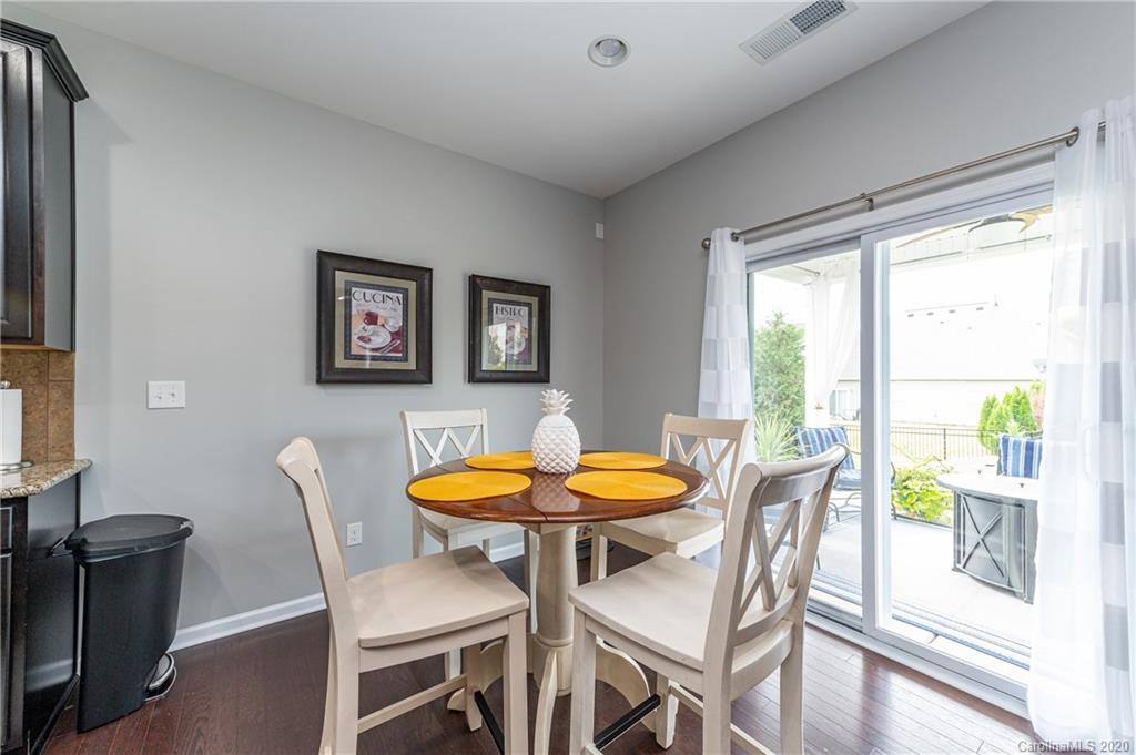 79362 Ridgehaven Road Lancaster, SC 29720 - Photo 13 of 37 a dining room with furniture and window