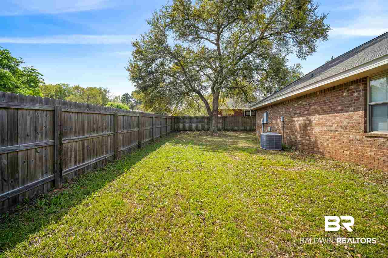 8075 Brookside Lane Daphne, AL 36526 - Photo 20 of 26 Backyard