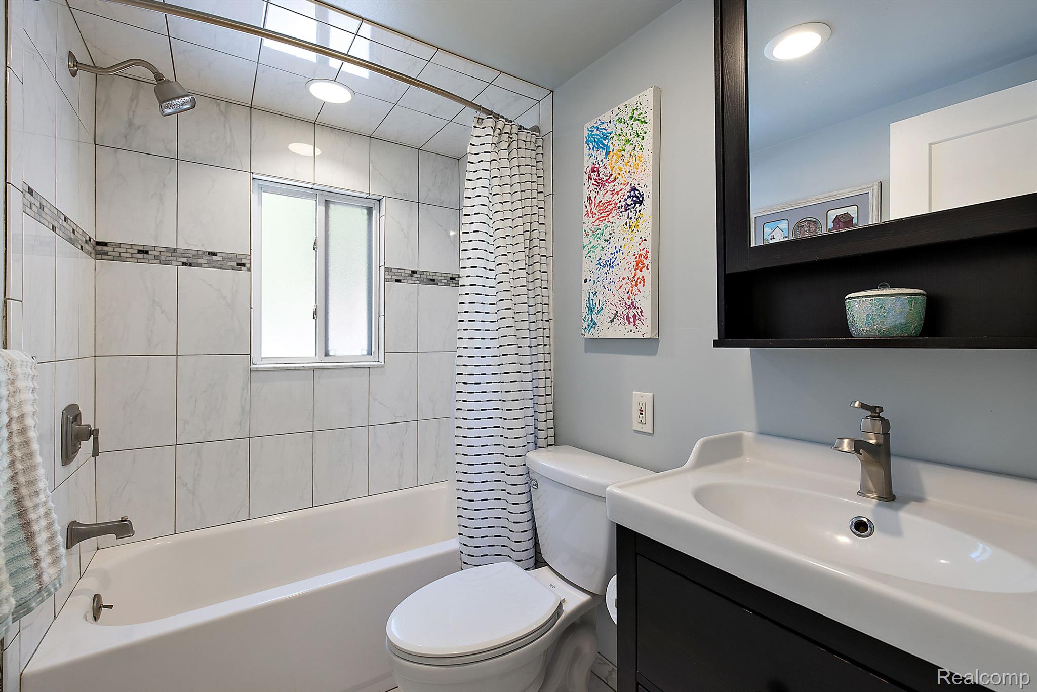 4390 Rohr Road Lake Orion, MI 48359 - Photo 36 of 64 Gallery Image 36