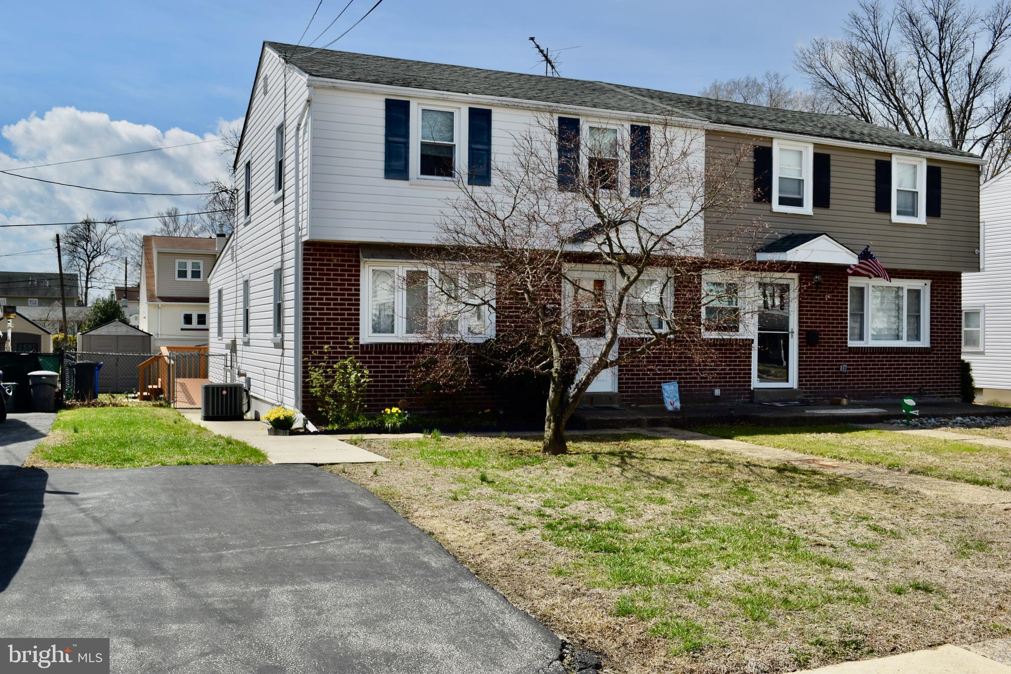 517 Ridley Avenue Folsom, PA 19033 - Photo 2 of 27 Gallery Image 2