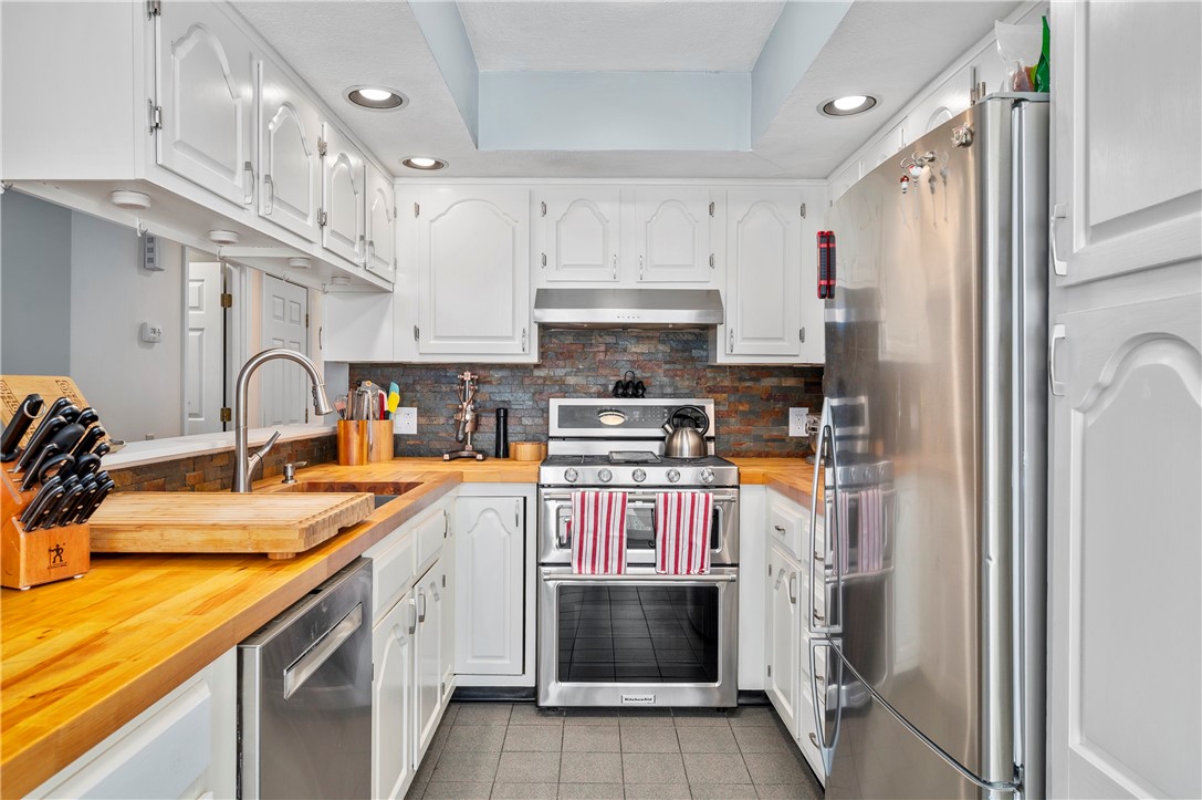 64 Nipmuc Trail, Unit A North Providence, RI 02904 - Photo 12 of 34