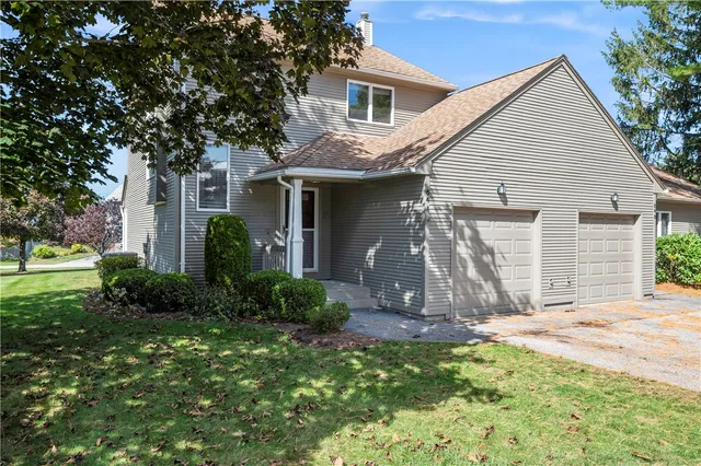 $395,000 | 64 Nipmuc Trail, Unit A, North Providence, RI 02904