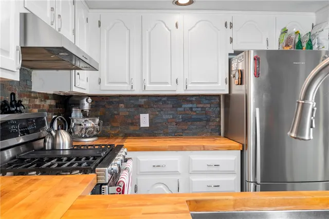 $395,000 | 64 Nipmuc Trail, Unit A, North Providence, RI 02904