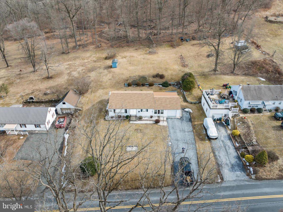 25 Sunset Hill Road Boyertown, PA 19512 - Photo 9 of 60 Gallery Image 9