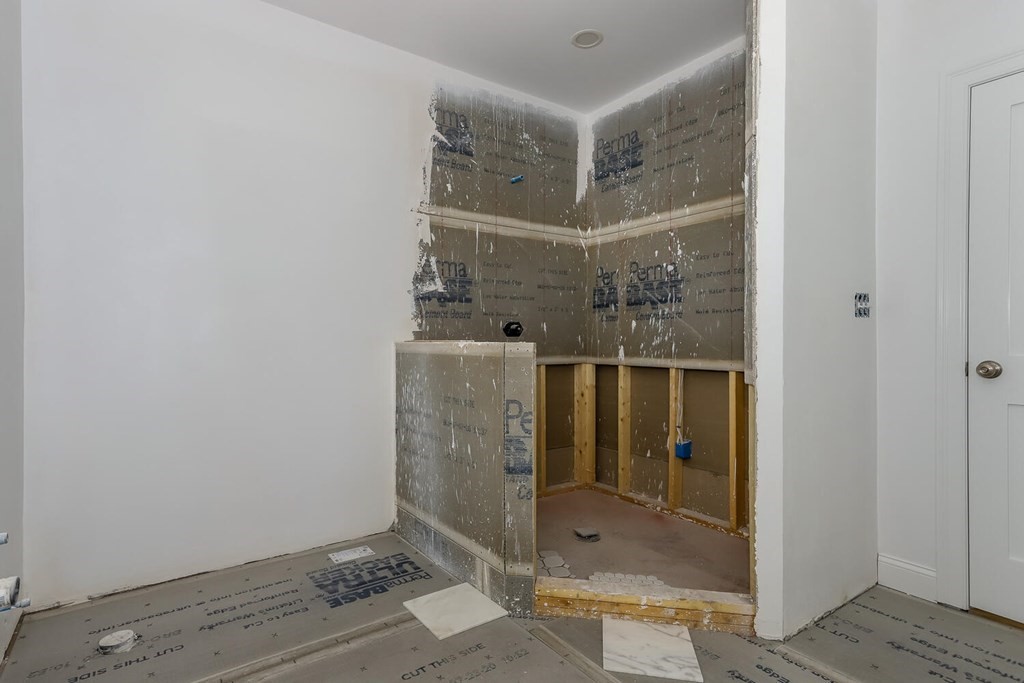 189 Lawrence Street Canton, MA 02021 - Photo 14 of 28 Gallery Image 14