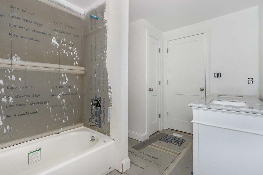 189 Lawrence Street Canton, MA 02021 - Photo 20 of 28 Gallery Image 20