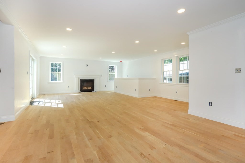 189 Lawrence Street Canton, MA 02021 - Photo 6 of 28 Gallery Image 6