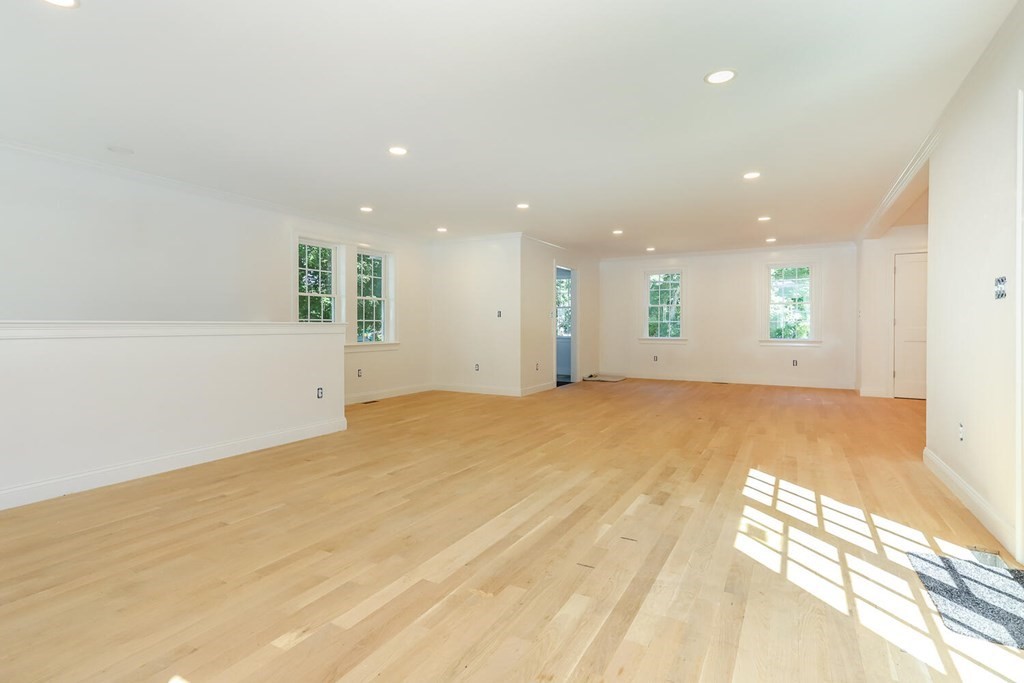 189 Lawrence Street Canton, MA 02021 - Photo 7 of 28 Gallery Image 7