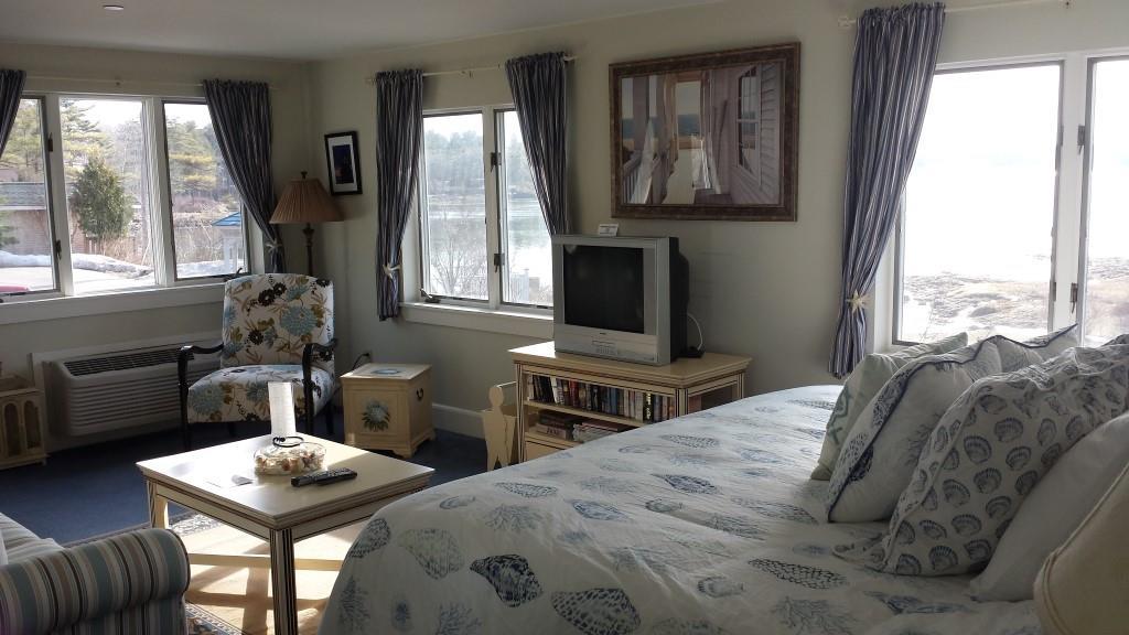 318 Eddy Road, Unit 210 Edgecomb, ME 04556 - Photo 13 of 22 Photo
