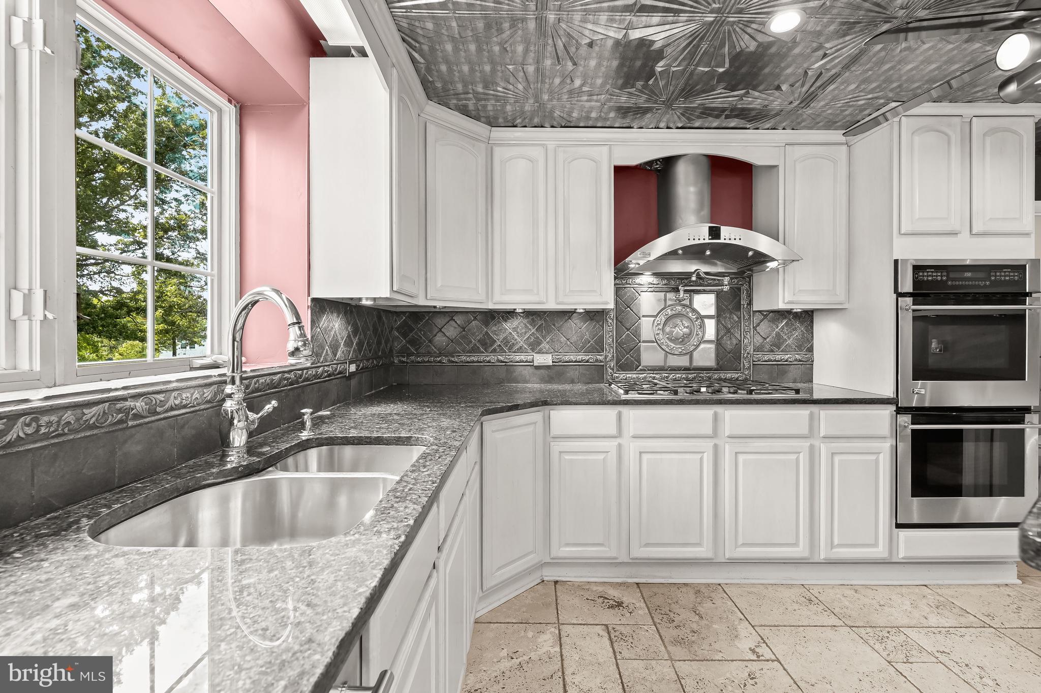 6380 Meadowridge Road Elkridge, MD 21075 - Photo 11 of 62 Kitchen