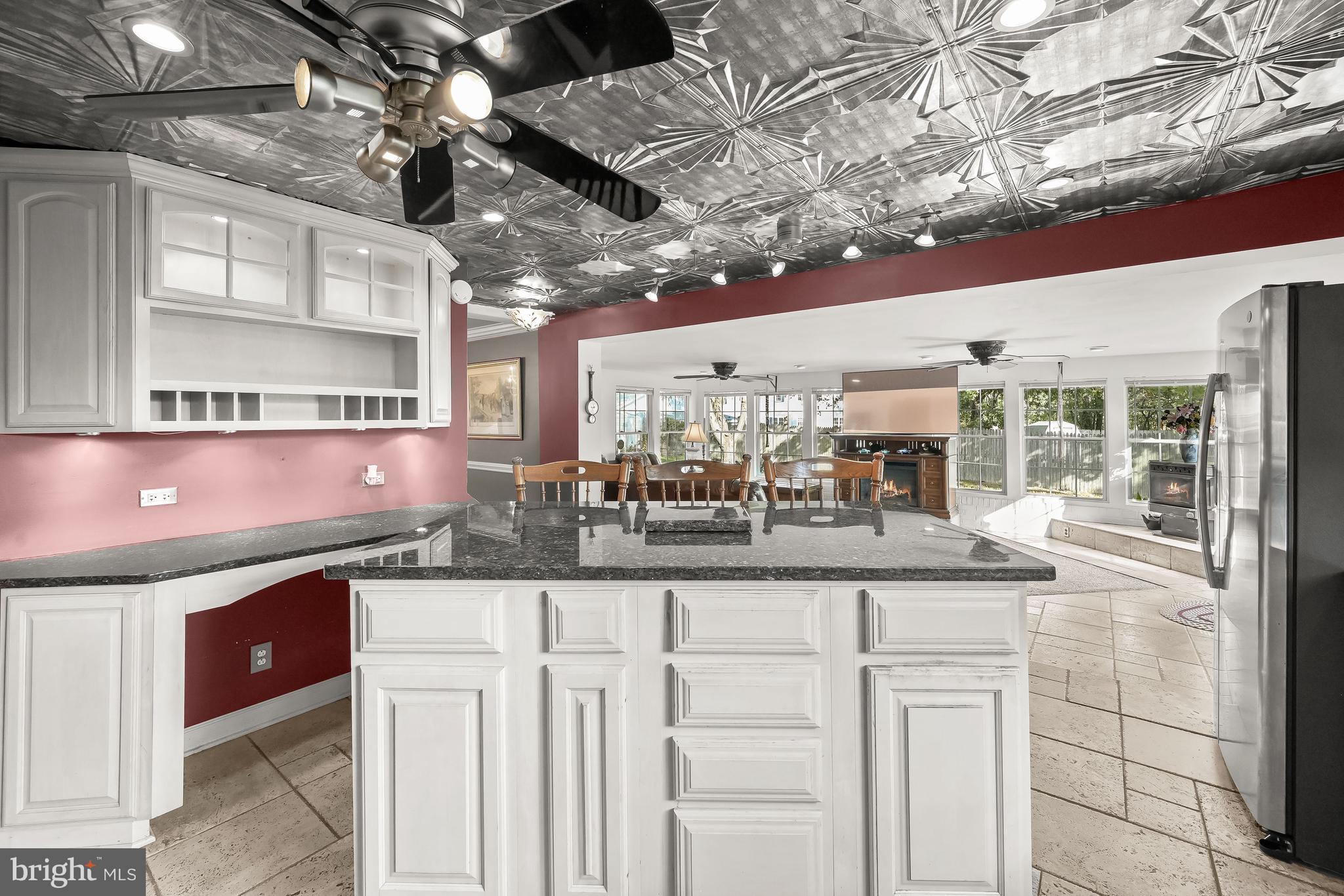 6380 Meadowridge Road Elkridge, MD 21075 - Photo 12 of 62 Kitchen