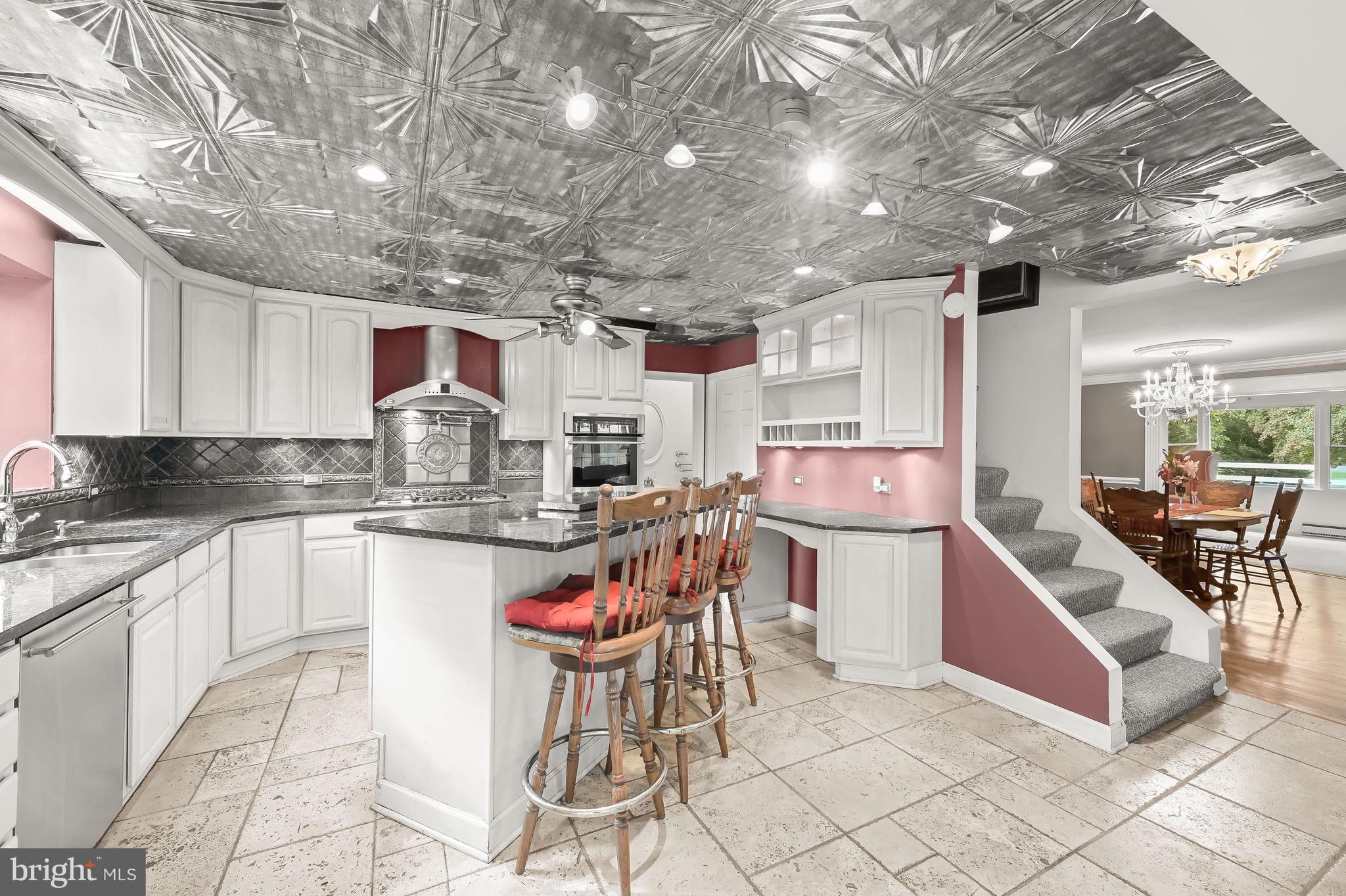 6380 Meadowridge Road Elkridge, MD 21075 - Photo 14 of 62 Kitchen