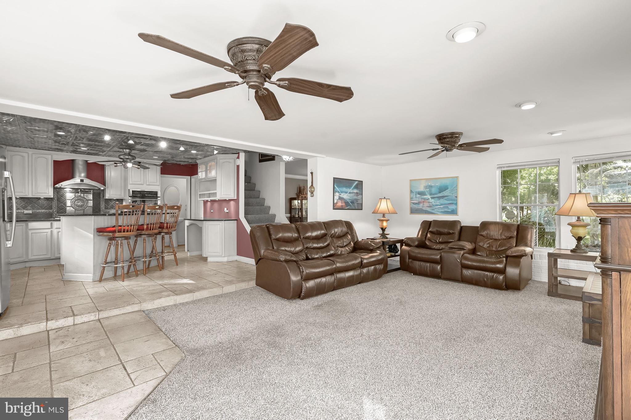 6380 Meadowridge Road Elkridge, MD 21075 - Photo 15 of 62 Family Room
