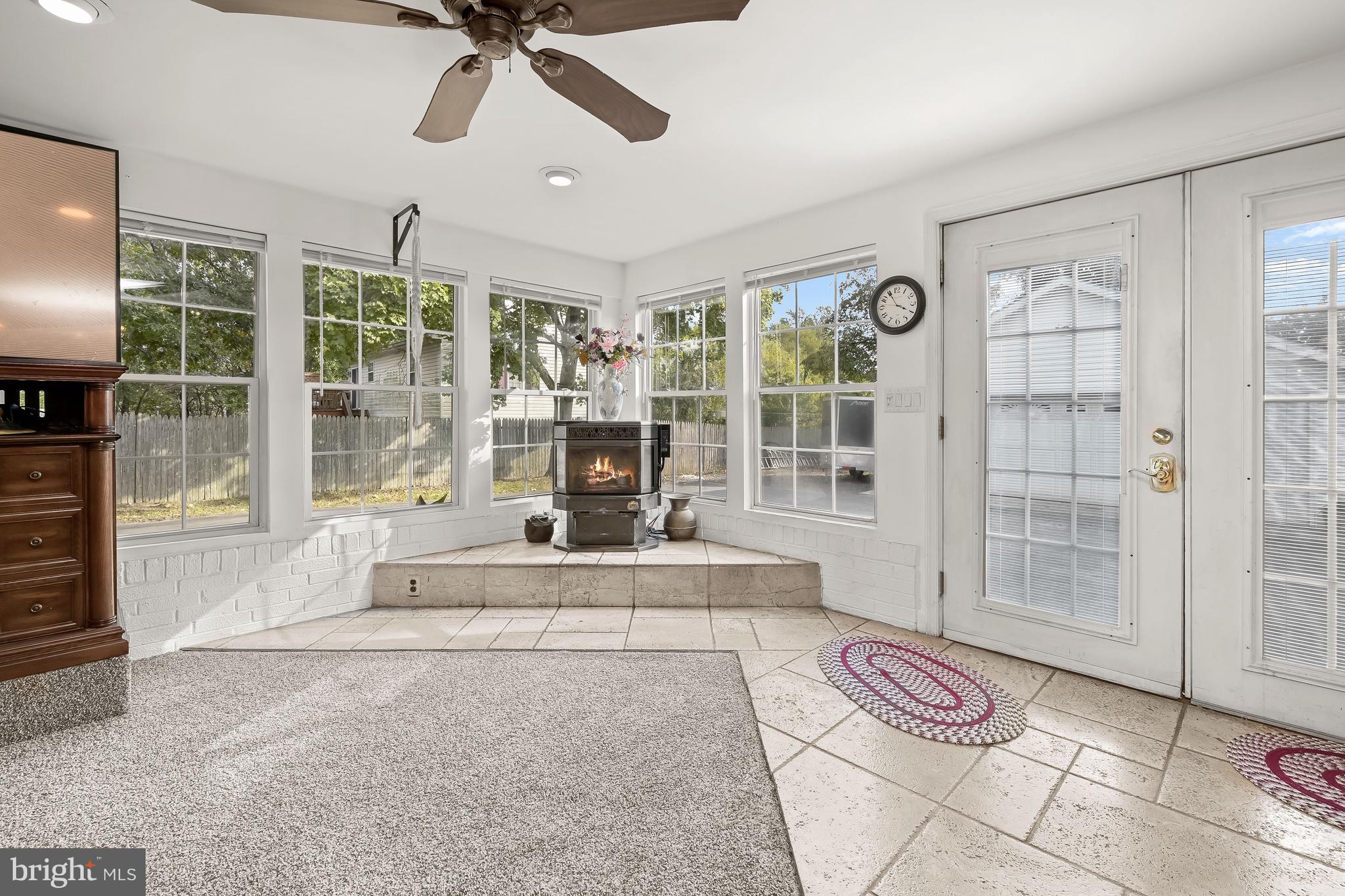 6380 Meadowridge Road Elkridge, MD 21075 - Photo 19 of 62 Family Room