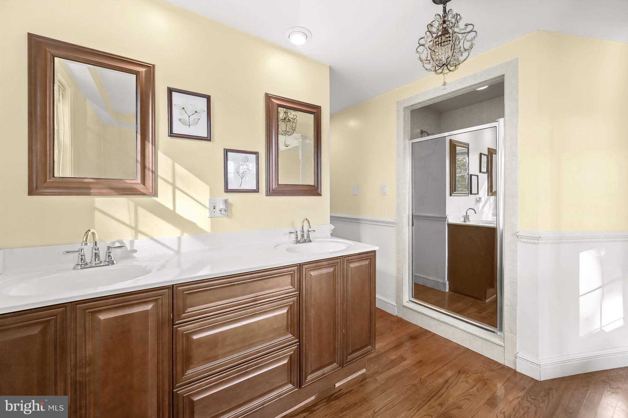 6380 Meadowridge Road Elkridge, MD 21075 - Photo 23 of 62 Primary Bathroom