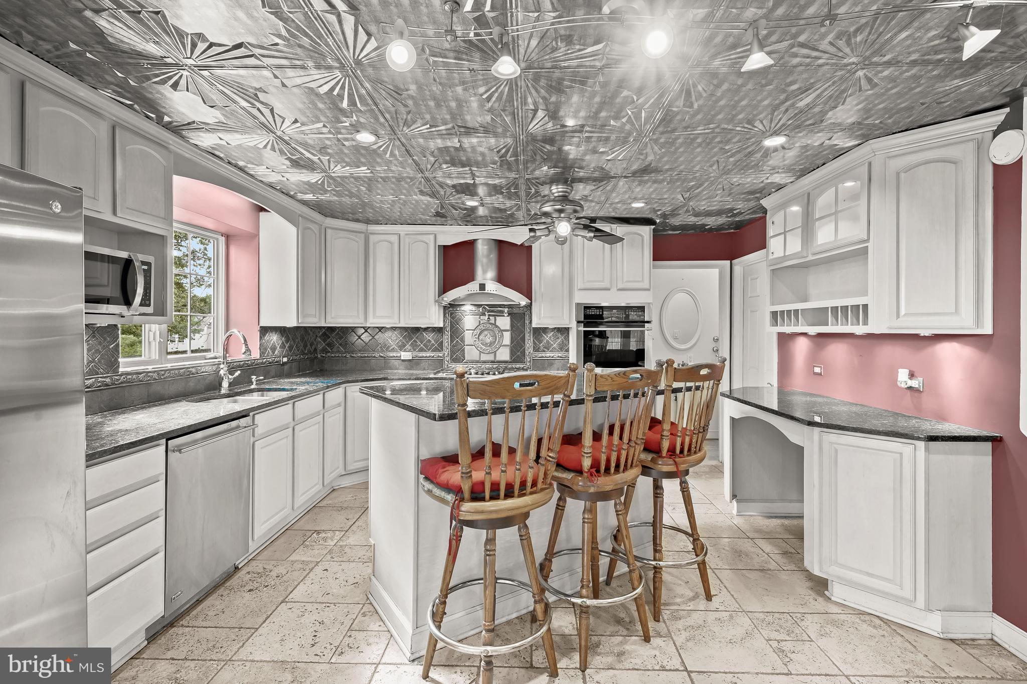 6380 Meadowridge Road Elkridge, MD 21075 - Photo 8 of 62 Kitchen