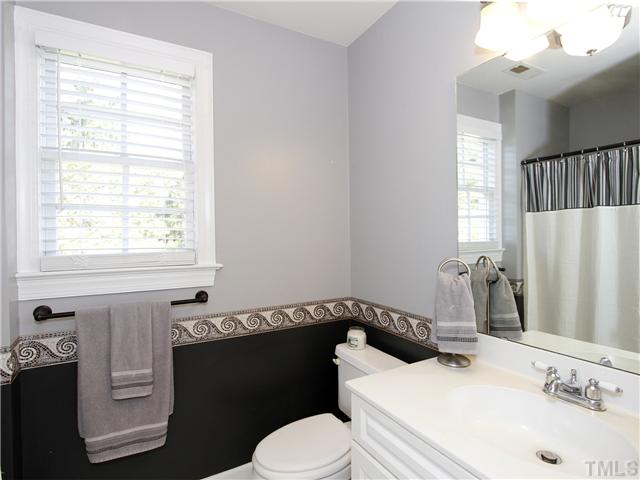 3521 Catlett Farm Road Wake Forest, NC 27587 - Photo 16 of 25 Updated halllway bath with tub/shower.