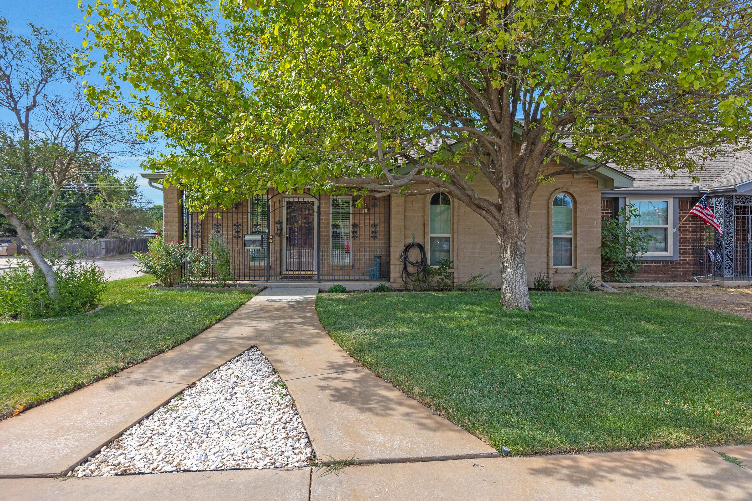 6053 Belpree Road Amarillo, TX 79106 - Photo 1 of 31 Front