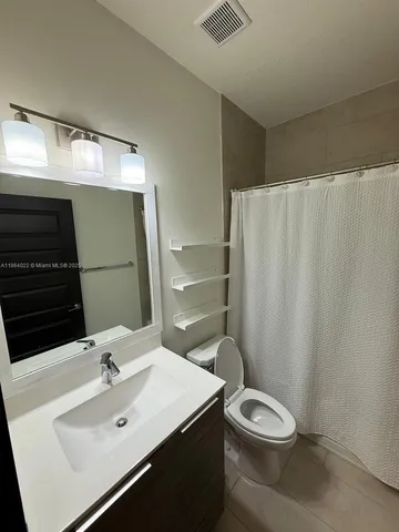 $4,050 | 15677 Northwest 91st Court, Unit 15677, Miami Lakes, FL 33018