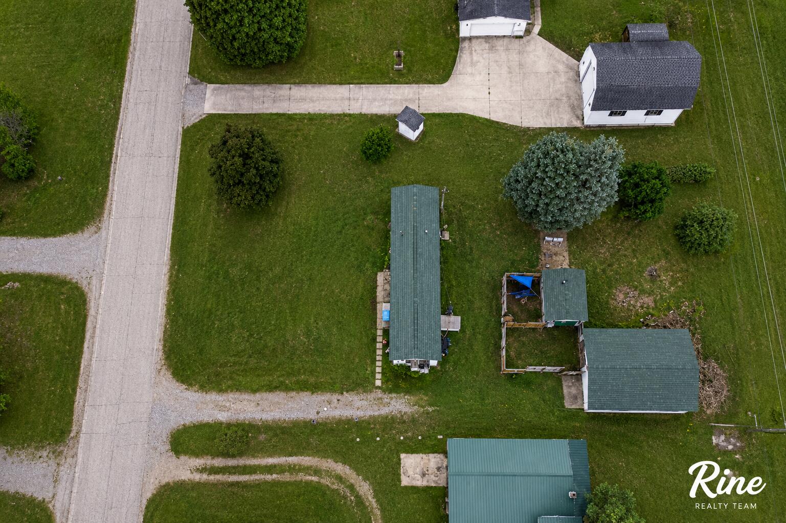 1684 Colwood Road Caro, MI 48723 - Photo 20 of 21 753004E5-FFFC-4D23-BBAF-69EF90BFEA12