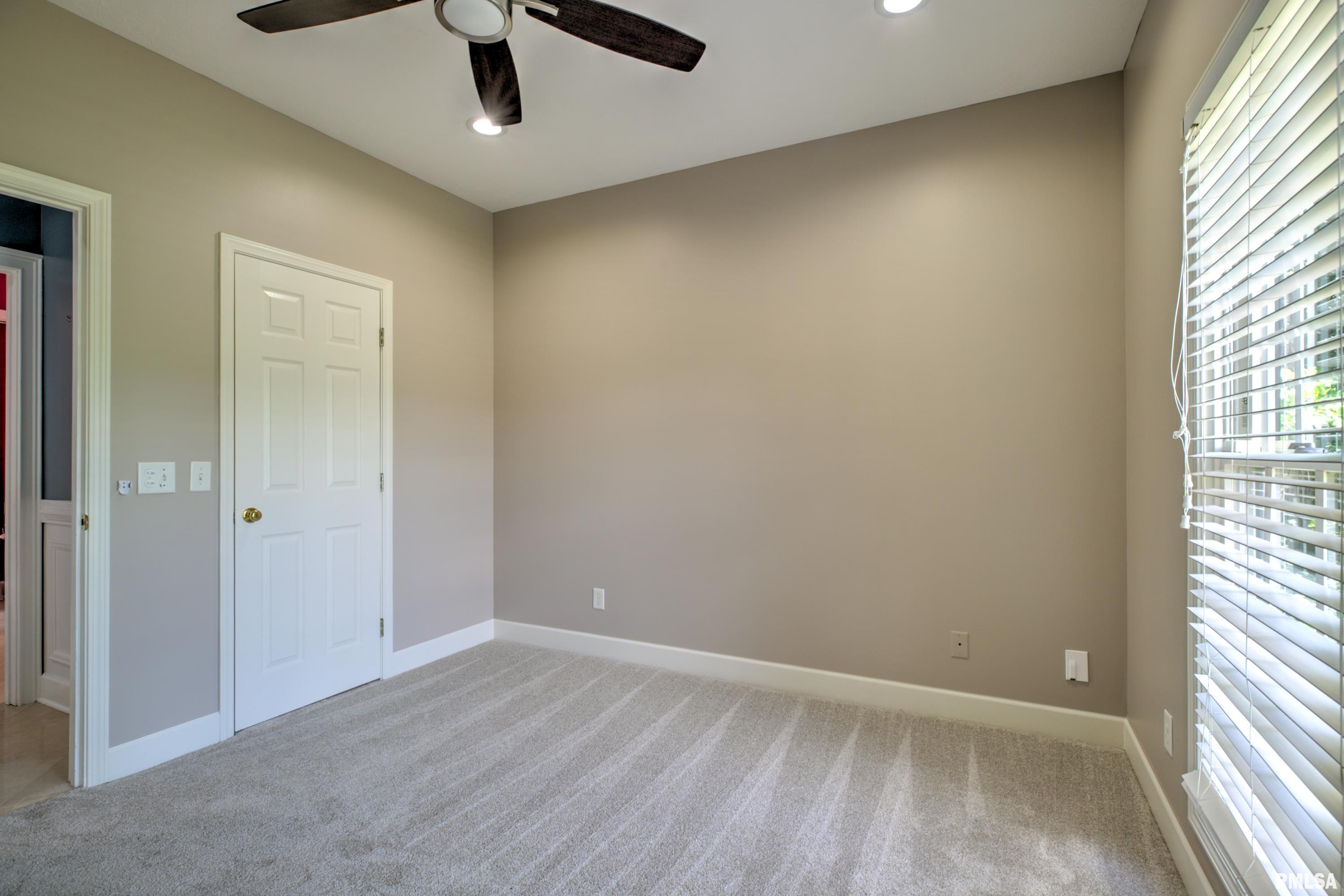 2929 Windpointe Drive Peoria, IL 61614 - Photo 44 of 100