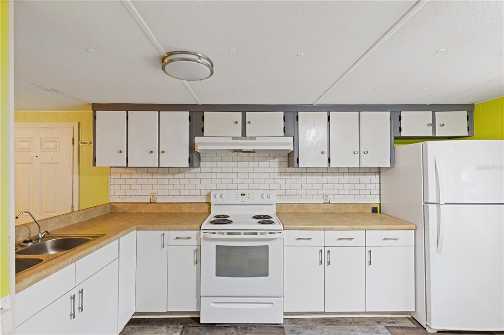 16760 Southeast 102nd Ave Road Summerfield, FL 34491 - Photo 15 of 29