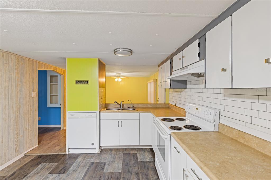 16760 Southeast 102nd Ave Road Summerfield, FL 34491 - Photo 17 of 29