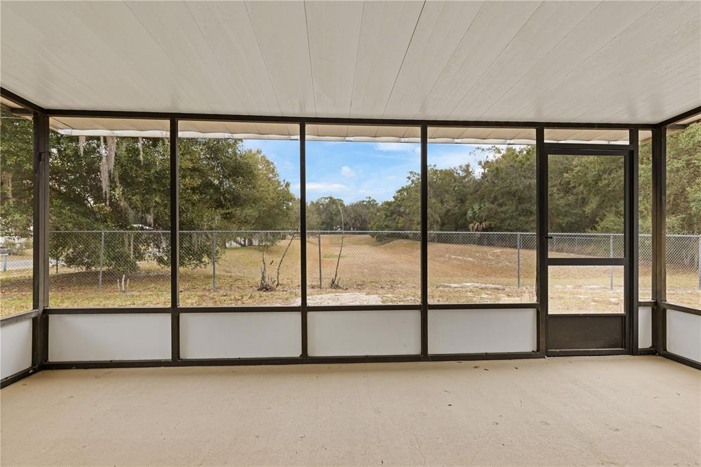 16760 Southeast 102nd Ave Road Summerfield, FL 34491 - Photo 2 of 29