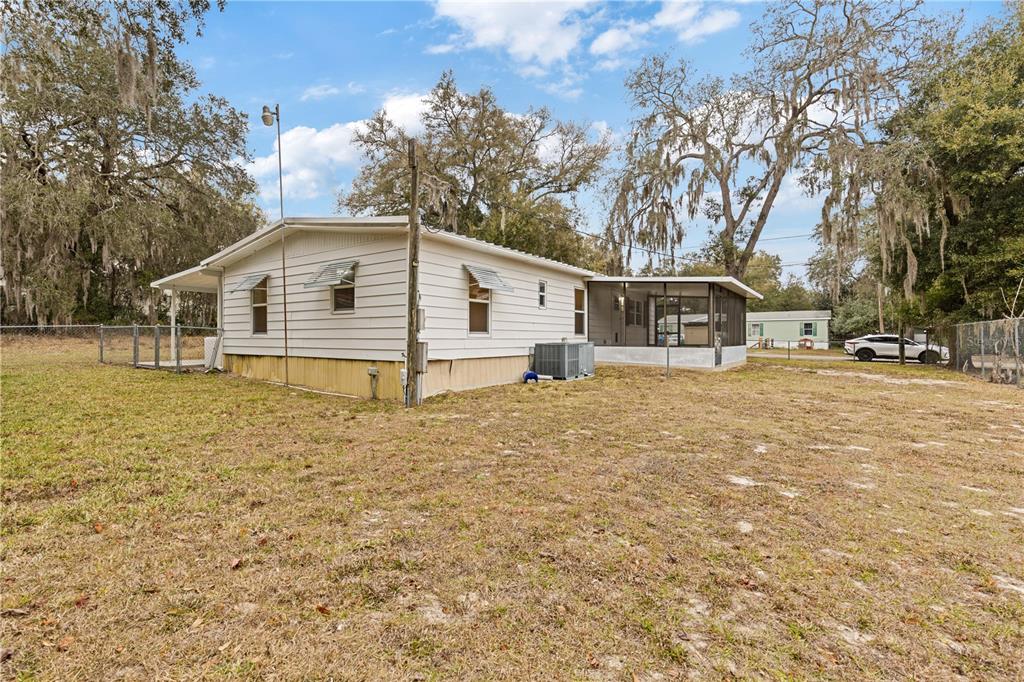 16760 Southeast 102nd Ave Road Summerfield, FL 34491 - Photo 7 of 29