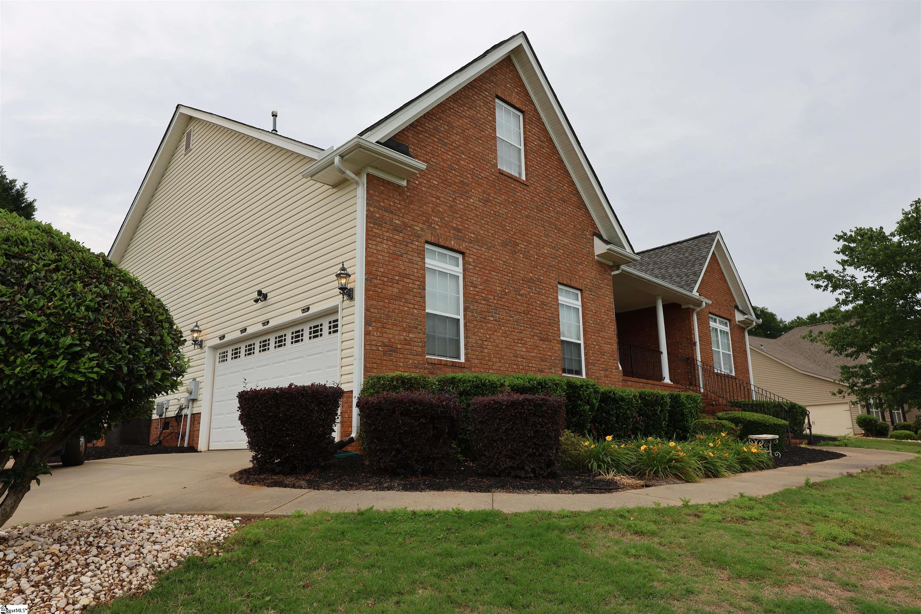 104 C-6-95 Anderson, SC 29621 - Photo 4 of 26 Gallery Image 4