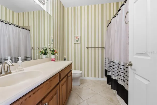 $405,000 | 204 Wellington Woods Avenue, Deland, FL 32724