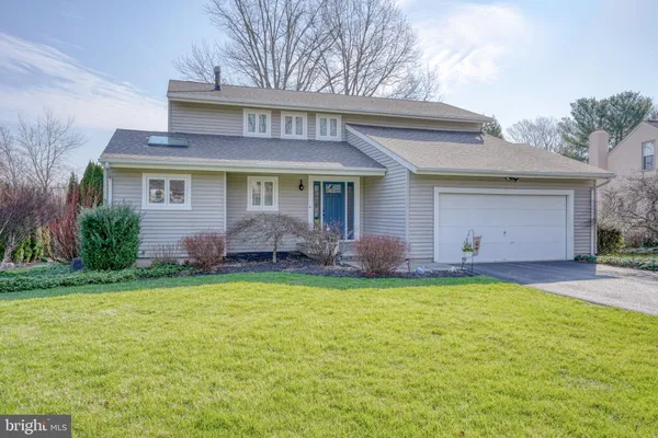 $585,000 | 107 Country Flower Road, Newark, DE 19711