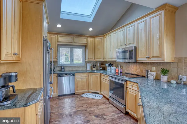 $585,000 | 107 Country Flower Road, Newark, DE 19711