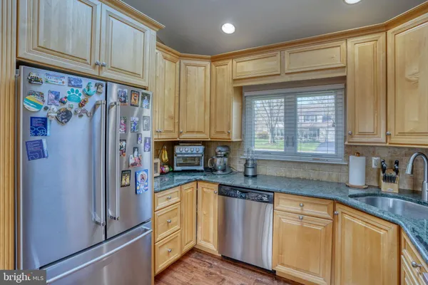 $585,000 | 107 Country Flower Road, Newark, DE 19711