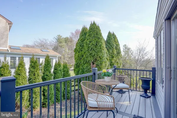 $585,000 | 107 Country Flower Road, Newark, DE 19711