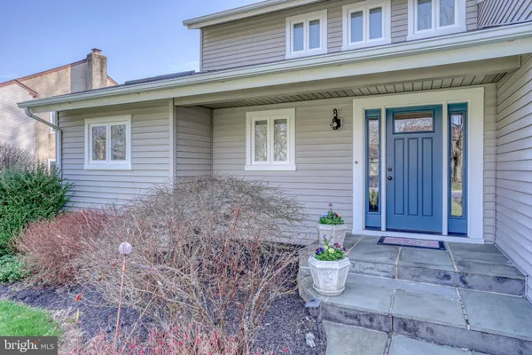 $585,000 | 107 Country Flower Road, Newark, DE 19711