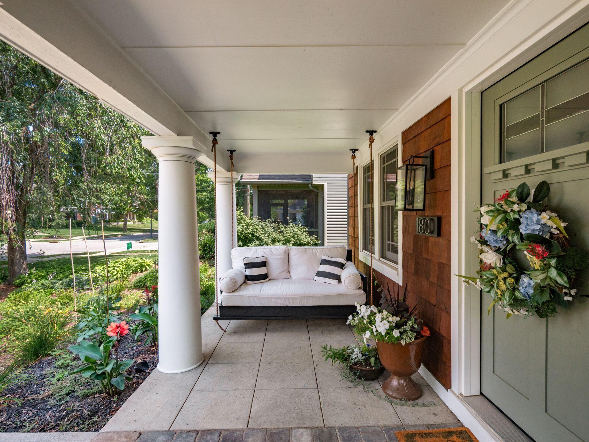 180 South Ardmore Road Columbus, OH 43209 - Photo 3 of 45 Front Porch