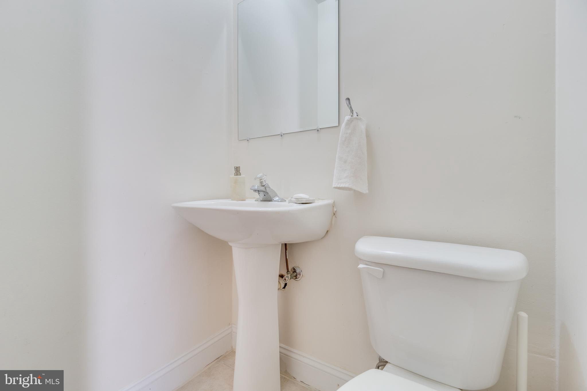 1212 Harper Road Silver Spring, MD 20903 - Photo 11 of 27