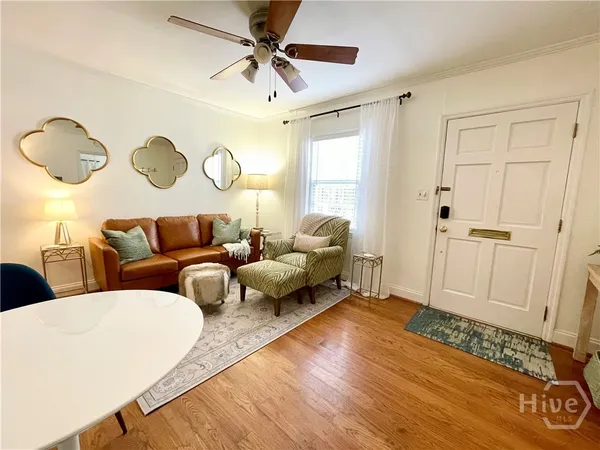 $3,200 | 217 West Taylor Street, Savannah, GA 31401