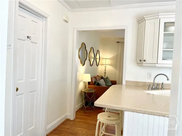 $3,200 | 217 West Taylor Street, Savannah, GA 31401